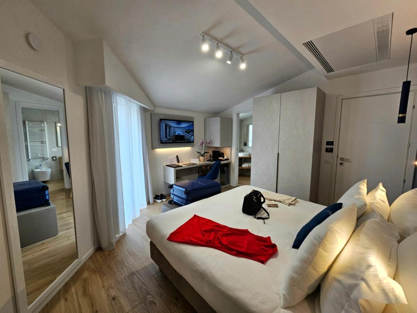 Chic & Charme Luxury Rooms Olbia Dış mekan fotoğraf